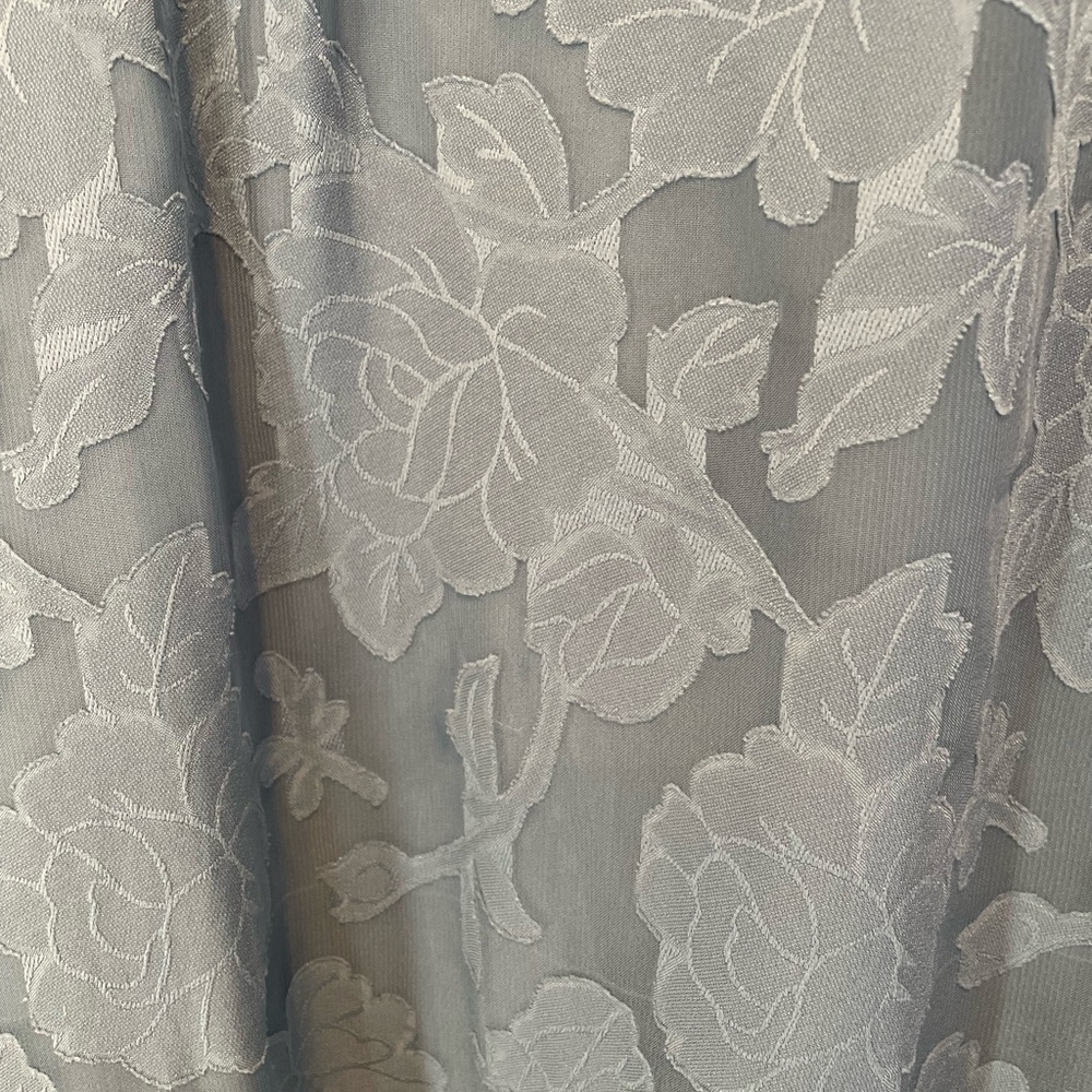 Lulus Prom Dress sweetheart neckline with back cut out and front slit. Size S - Picture 5 of 11